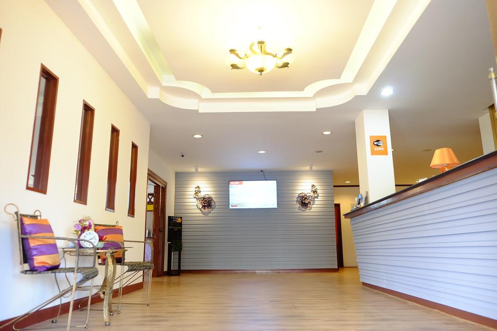 Studio Khon Kaen By Icheck Inn Kültér fotó