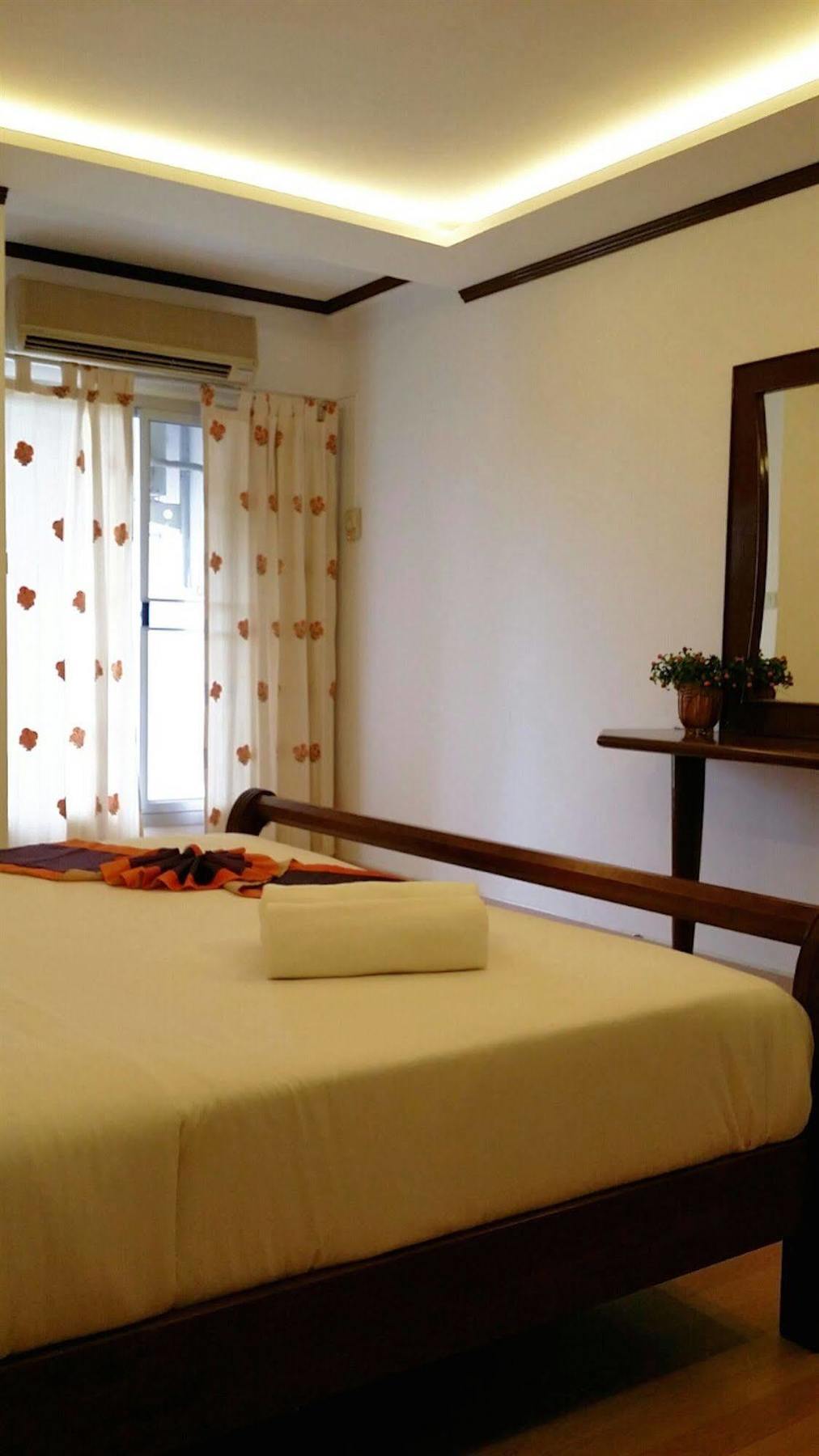 Studio Khon Kaen By Icheck Inn Kültér fotó